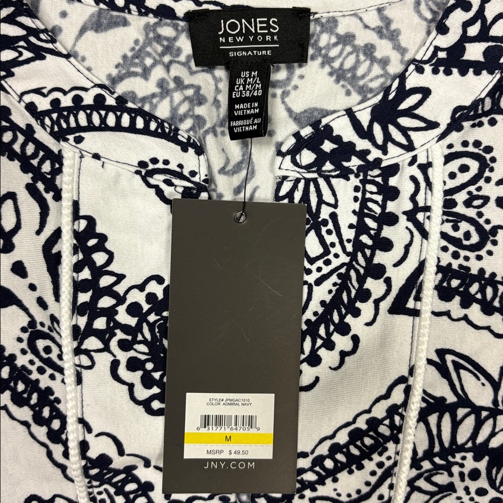 NWT 💙 Jones New York Navy and White Paisley Blouse - M - Picture 2 of 5